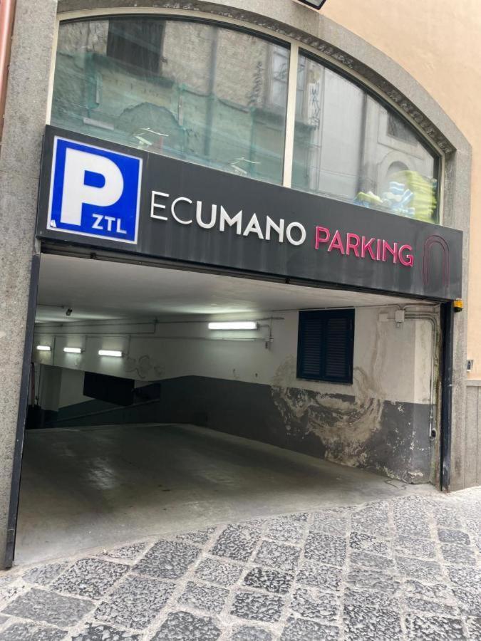 Trimarchi House Apartment Napoli Bagian luar foto