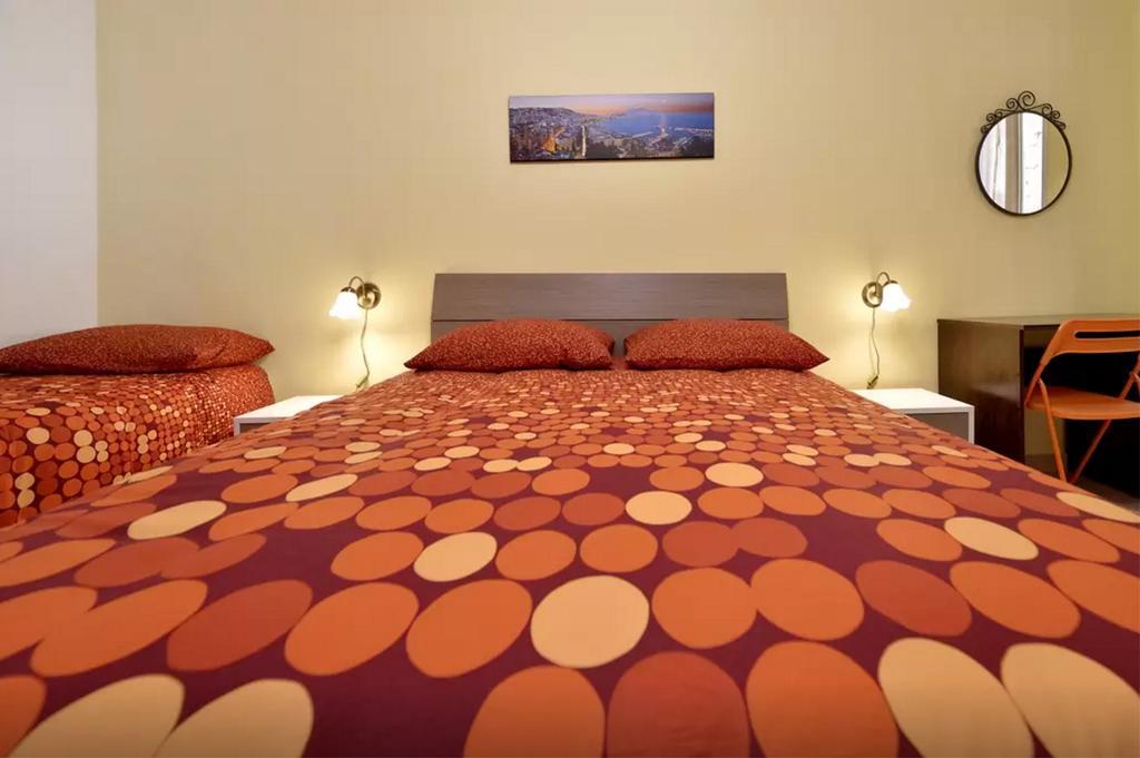 Trimarchi House Apartment Napoli Bagian luar foto