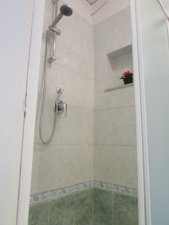 Trimarchi House Apartment Napoli Bagian luar foto