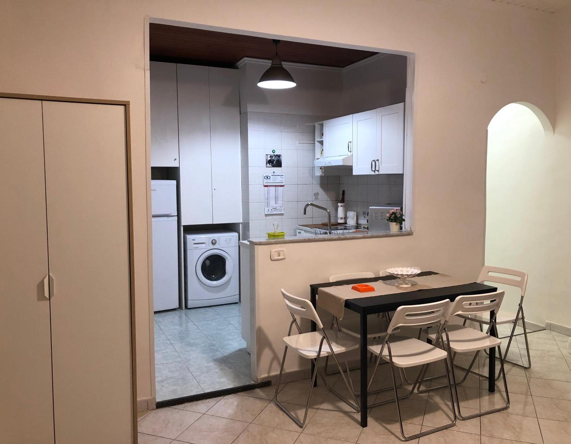 Trimarchi House Apartment Napoli Bagian luar foto