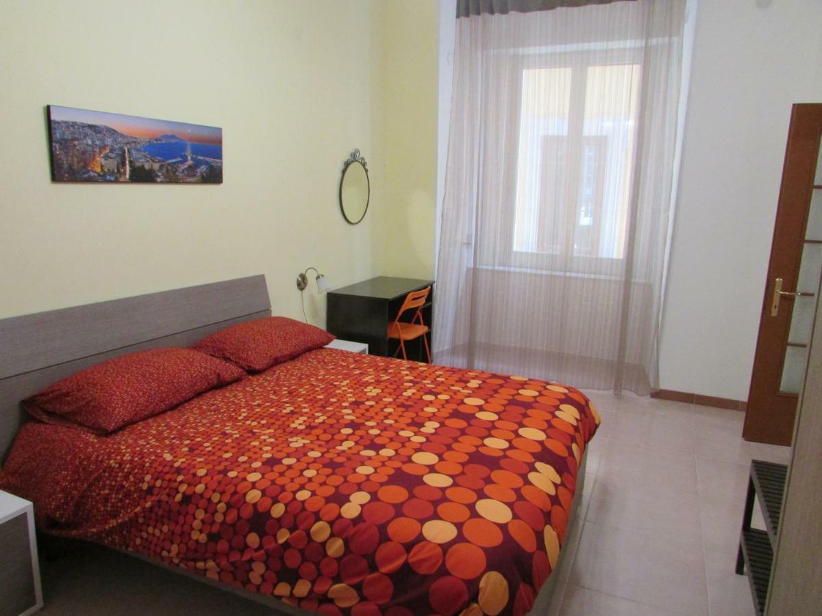 Trimarchi House Apartment Napoli Bagian luar foto